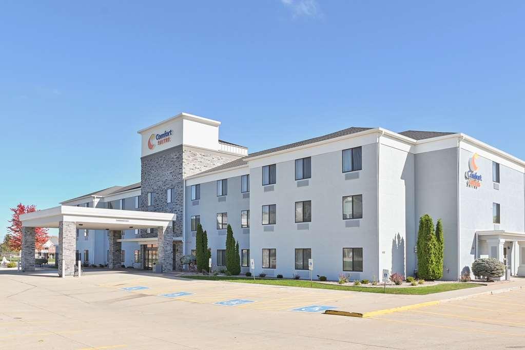 Comfort Suites Bloomington I-55 And I-74 מראה חיצוני תמונה