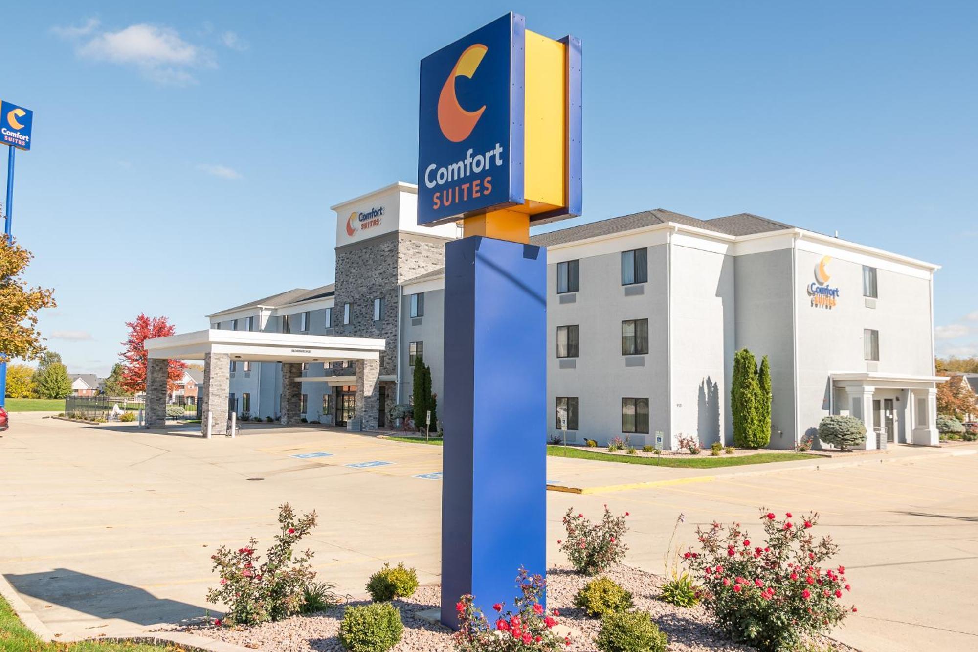 Comfort Suites Bloomington I-55 And I-74 מראה חיצוני תמונה